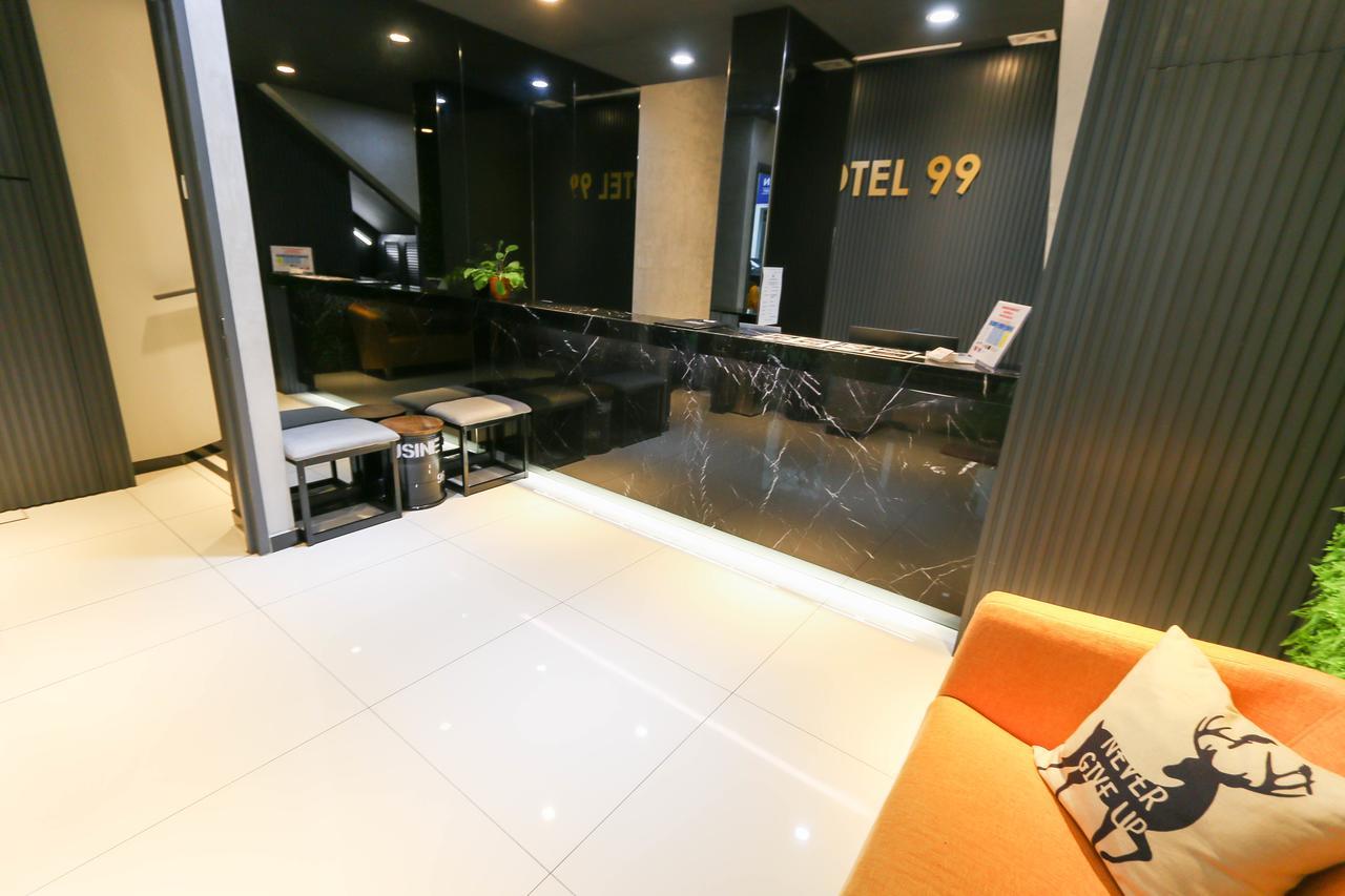 Hotel 99 Sri Petaling Kuala Lumpur Exteriör bild