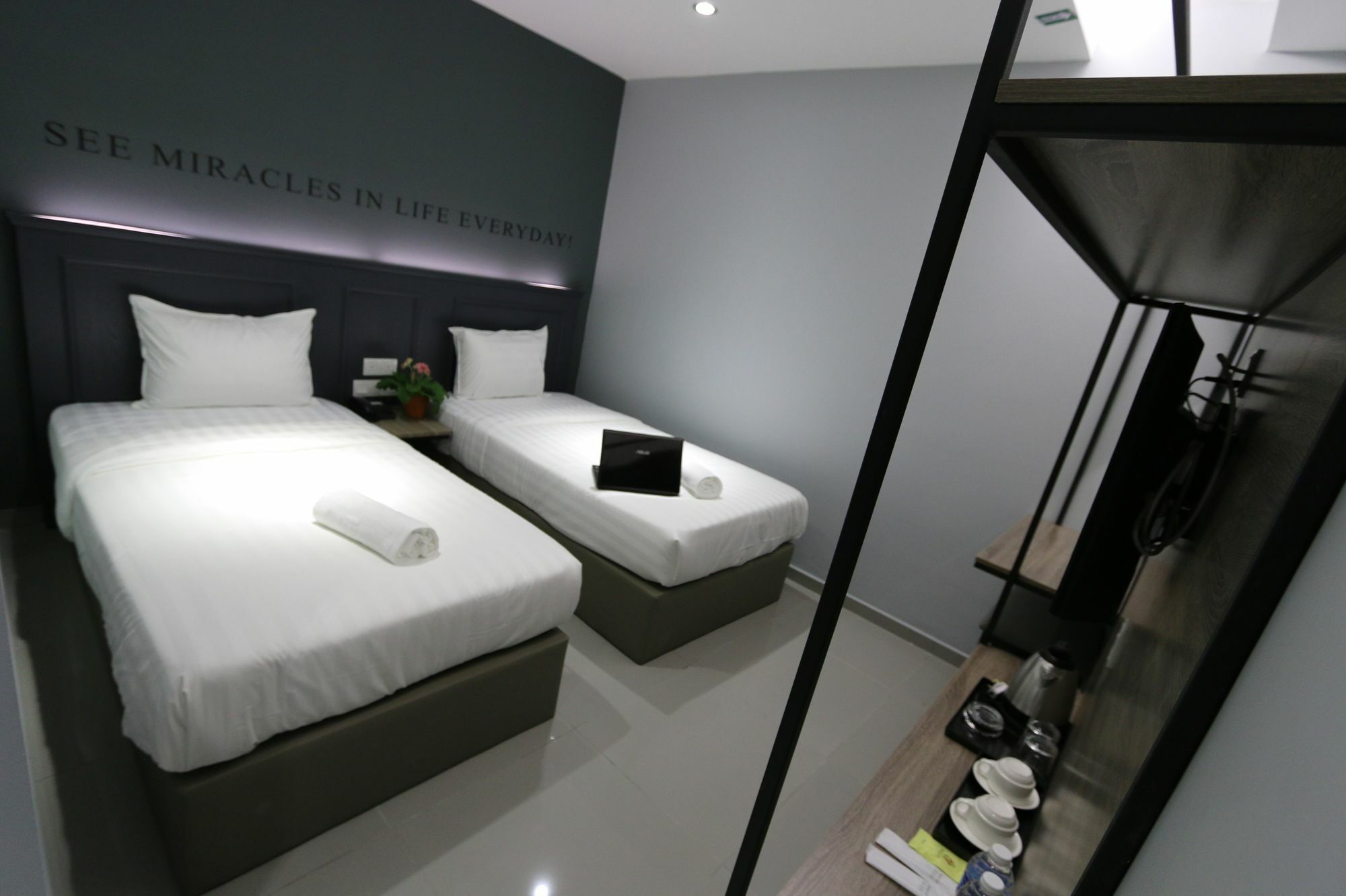 Hotel 99 Sri Petaling Kuala Lumpur Exteriör bild