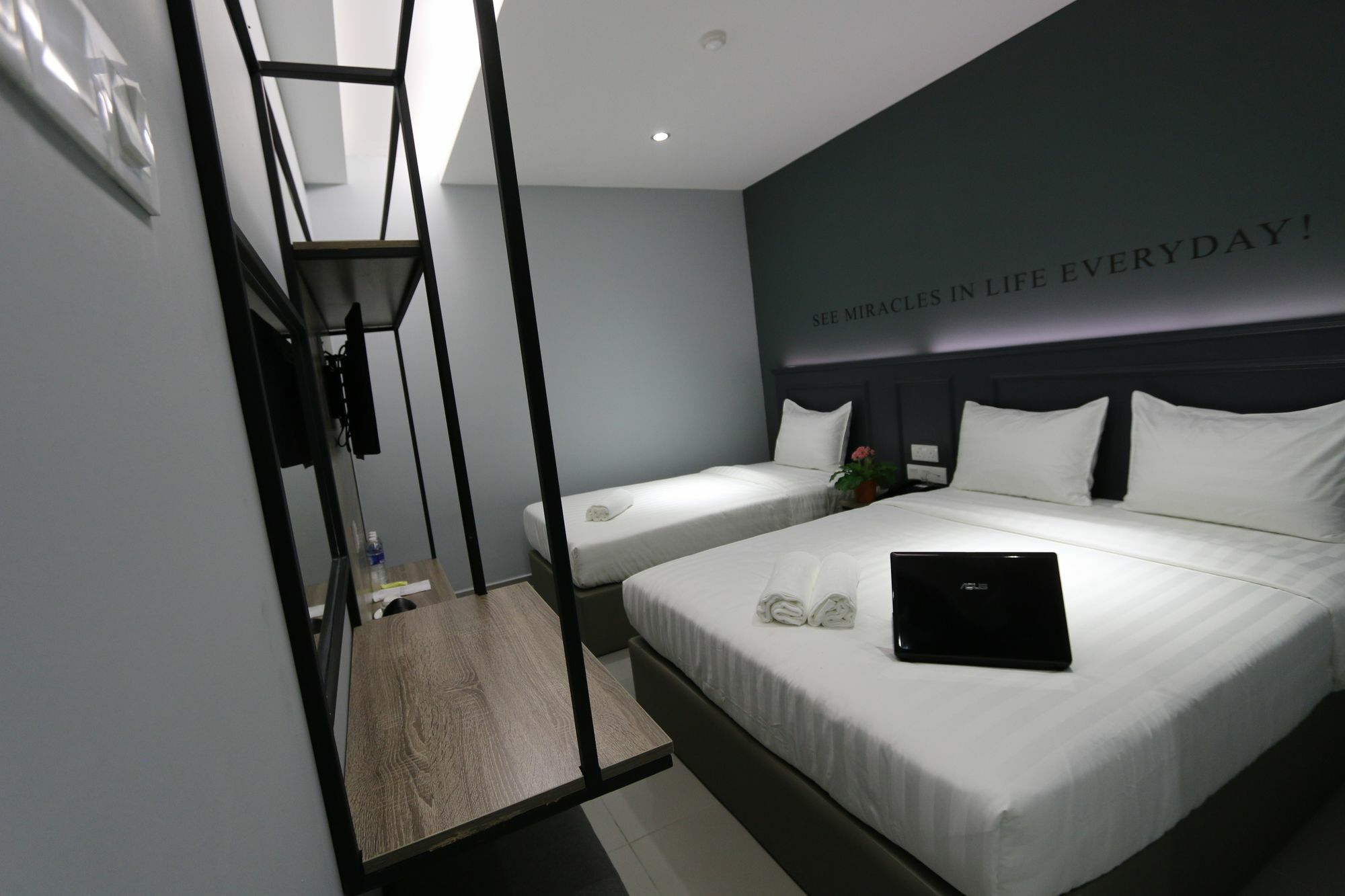 Hotel 99 Sri Petaling Kuala Lumpur Exteriör bild