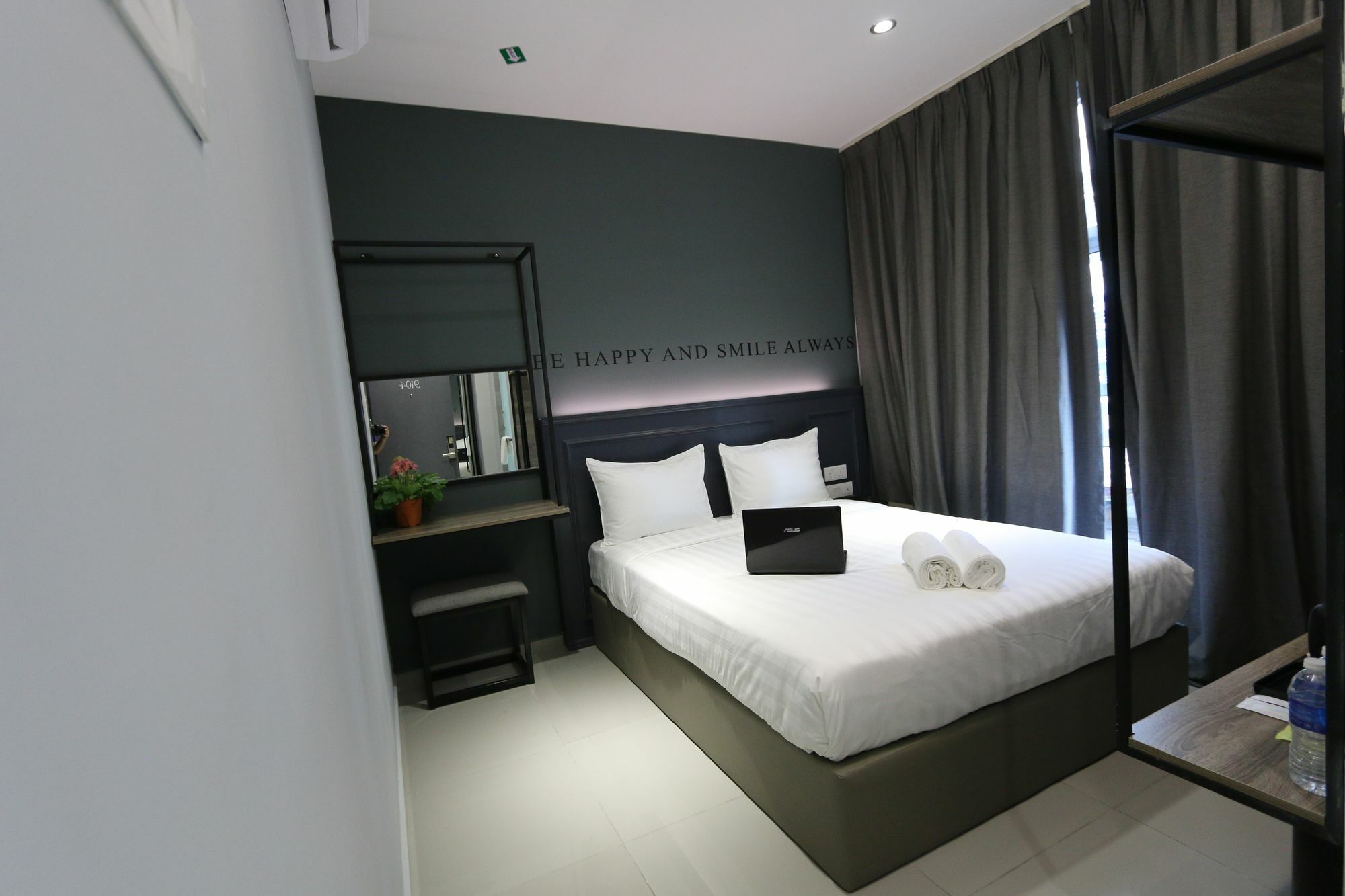 Hotel 99 Sri Petaling Kuala Lumpur Exteriör bild