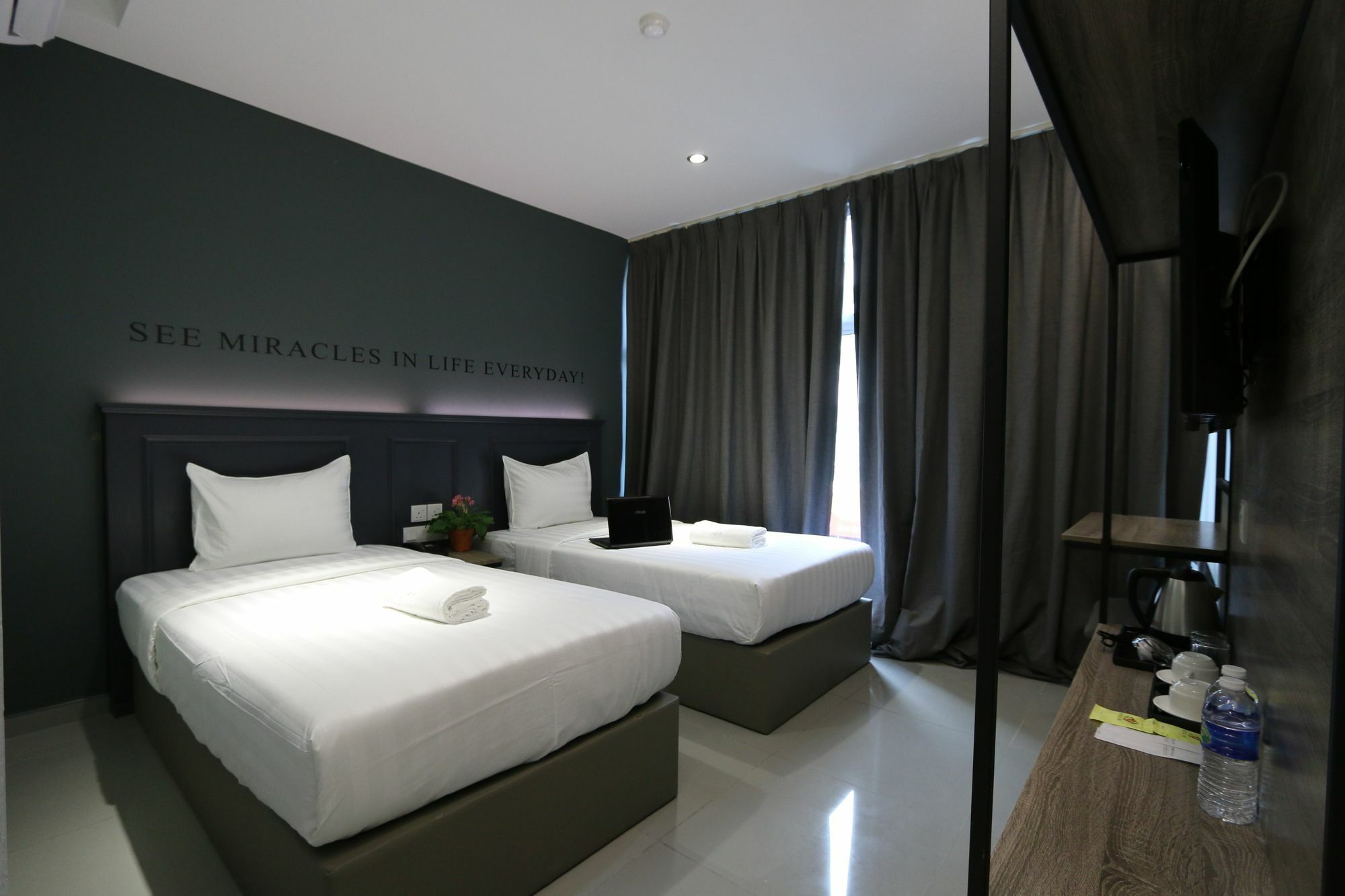 Hotel 99 Sri Petaling Kuala Lumpur Exteriör bild