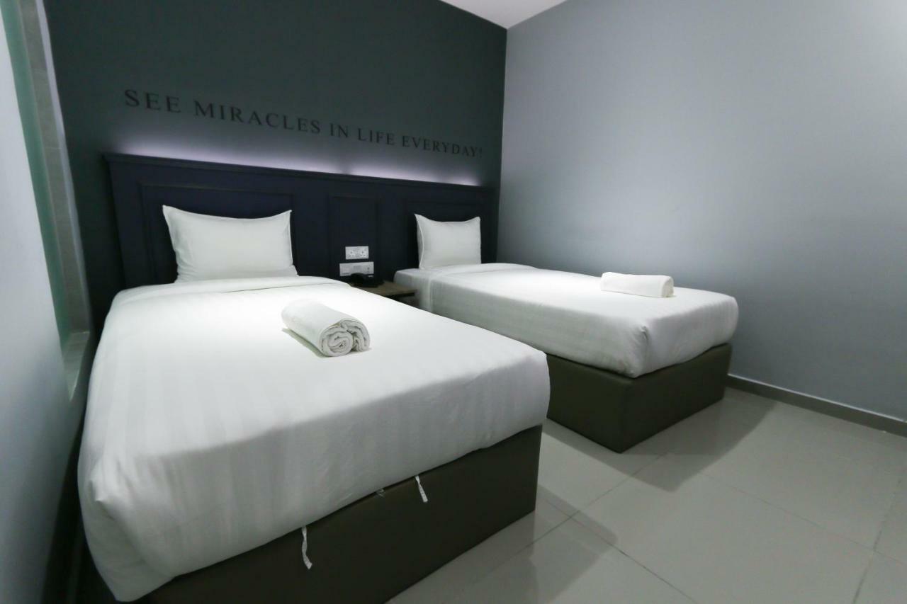 Hotel 99 Sri Petaling Kuala Lumpur Exteriör bild